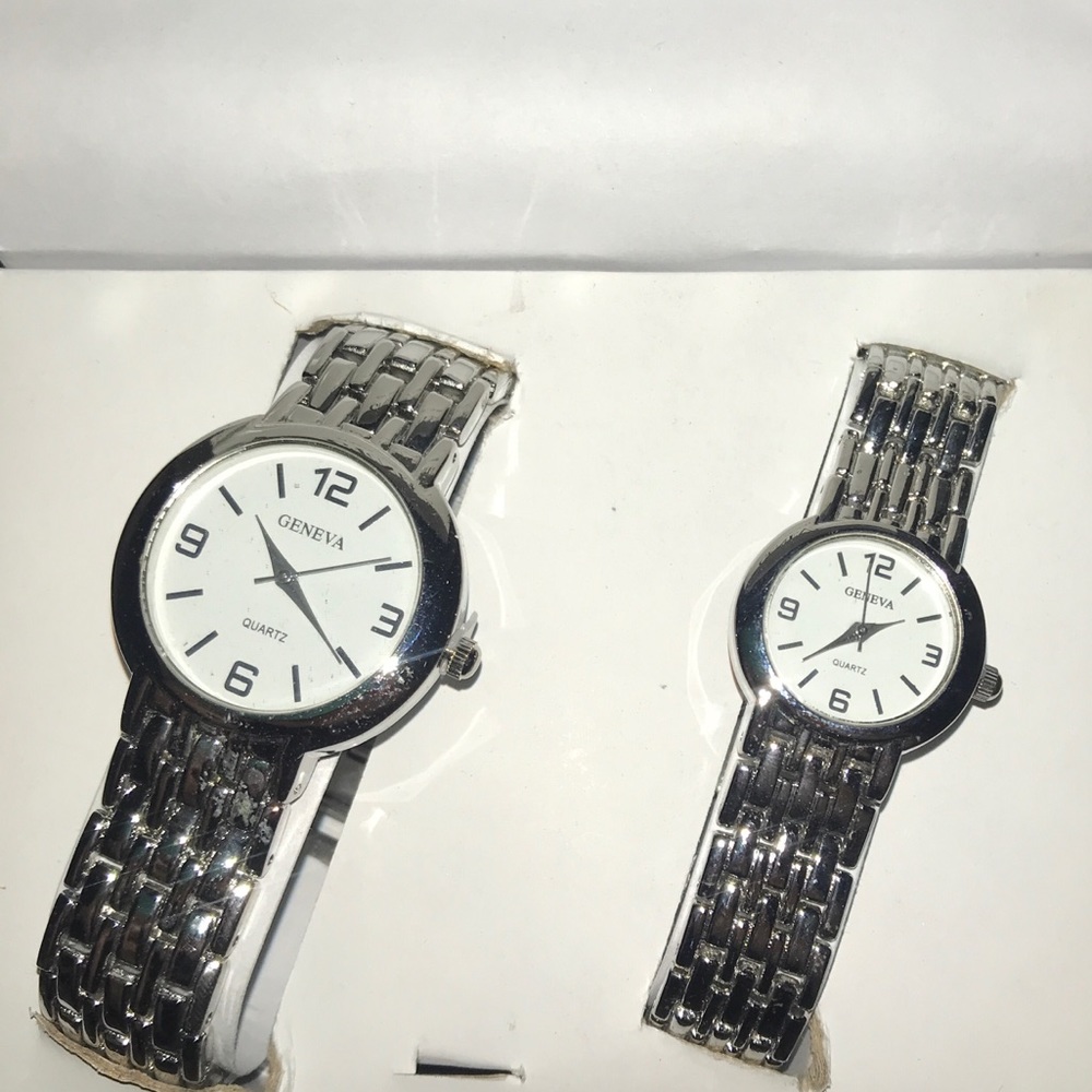 His and hers watch set